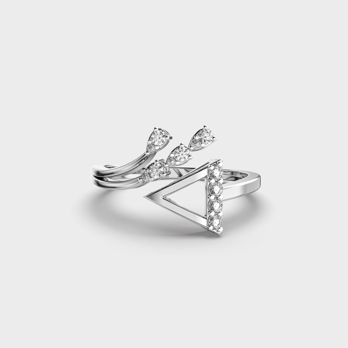 Tranquil Beauty Diamond Ring